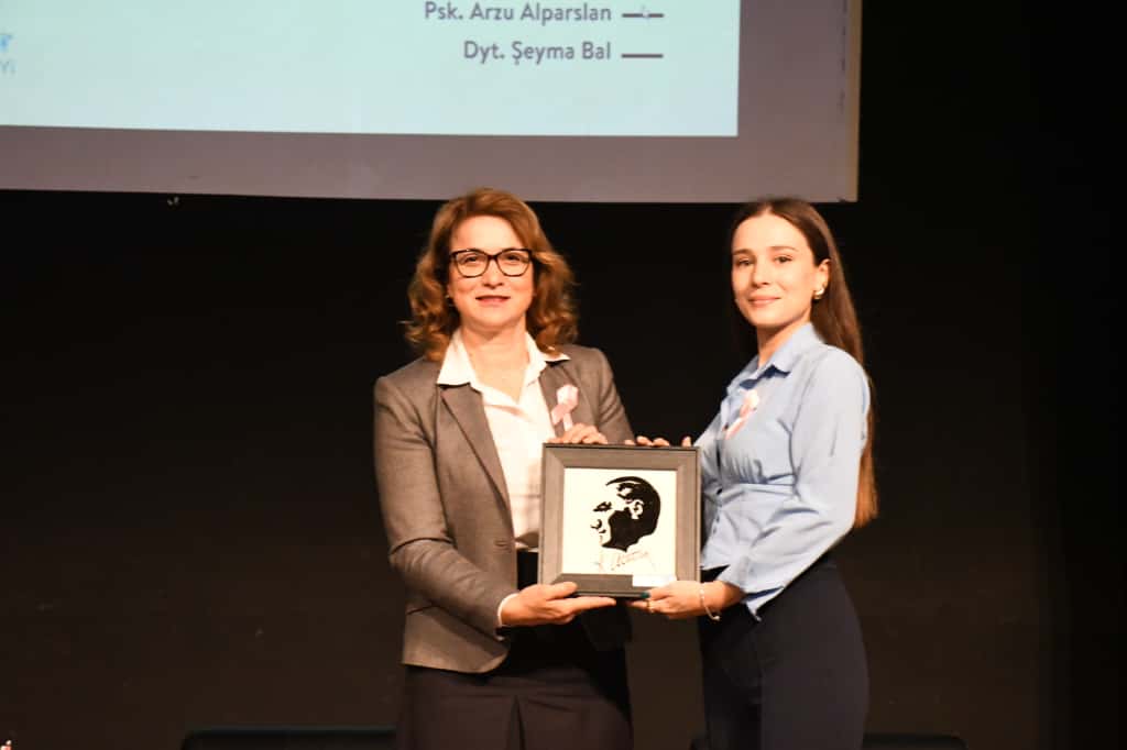 balikesir_kent_konseyinden_kanserle_mucadelede_farkindalik_paneli_3 Balıkesir Kent Konseyi’nden kanserle mücadelede farkındalık paneli