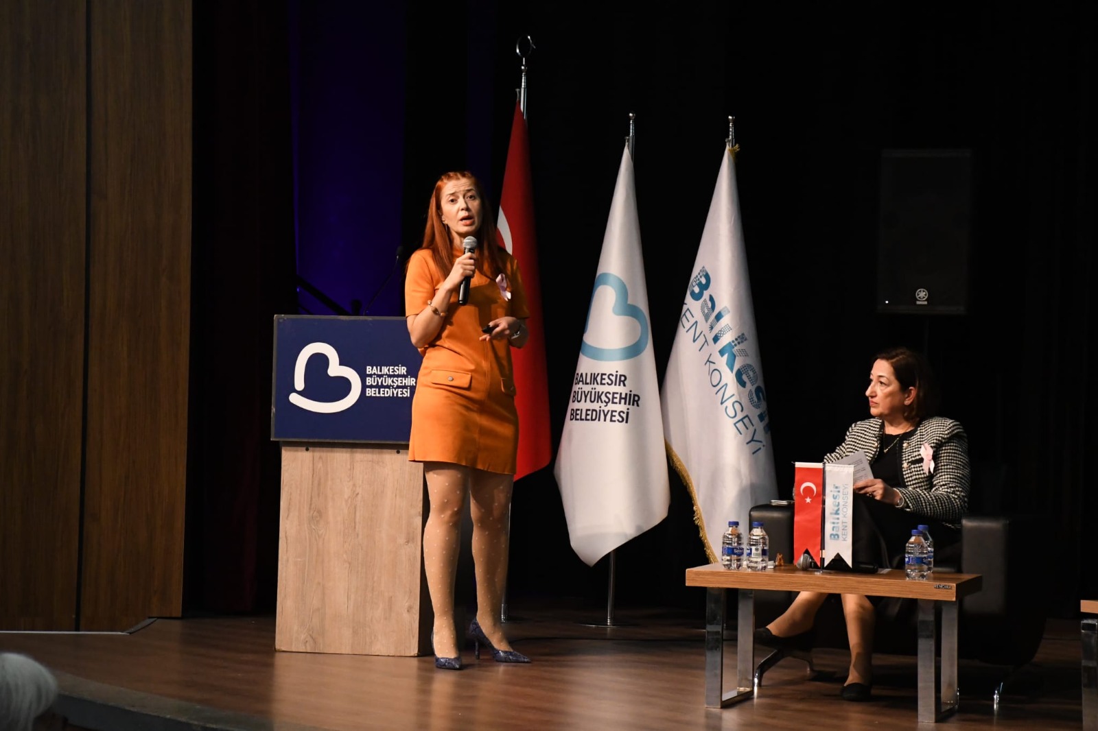 balikesir_kent_konseyinden_kanserle_mucadelede_farkindalik_paneli_4 Balıkesir Kent Konseyi’nden kanserle mücadelede farkındalık paneli