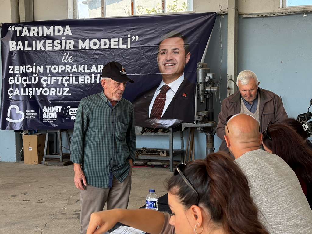 buyuksehirin_tohum_destegi_ureticinin_yuzunu_gulduruyor_3 Büyükşehir’in tohum desteği üreticinin yüzünü güldürüyor