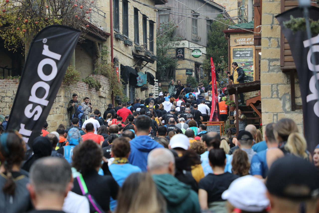 photo_2025-11-24_12-19-32 KAZ DAĞLARI’NDA 9. ULTRA MARATON HEYECANI