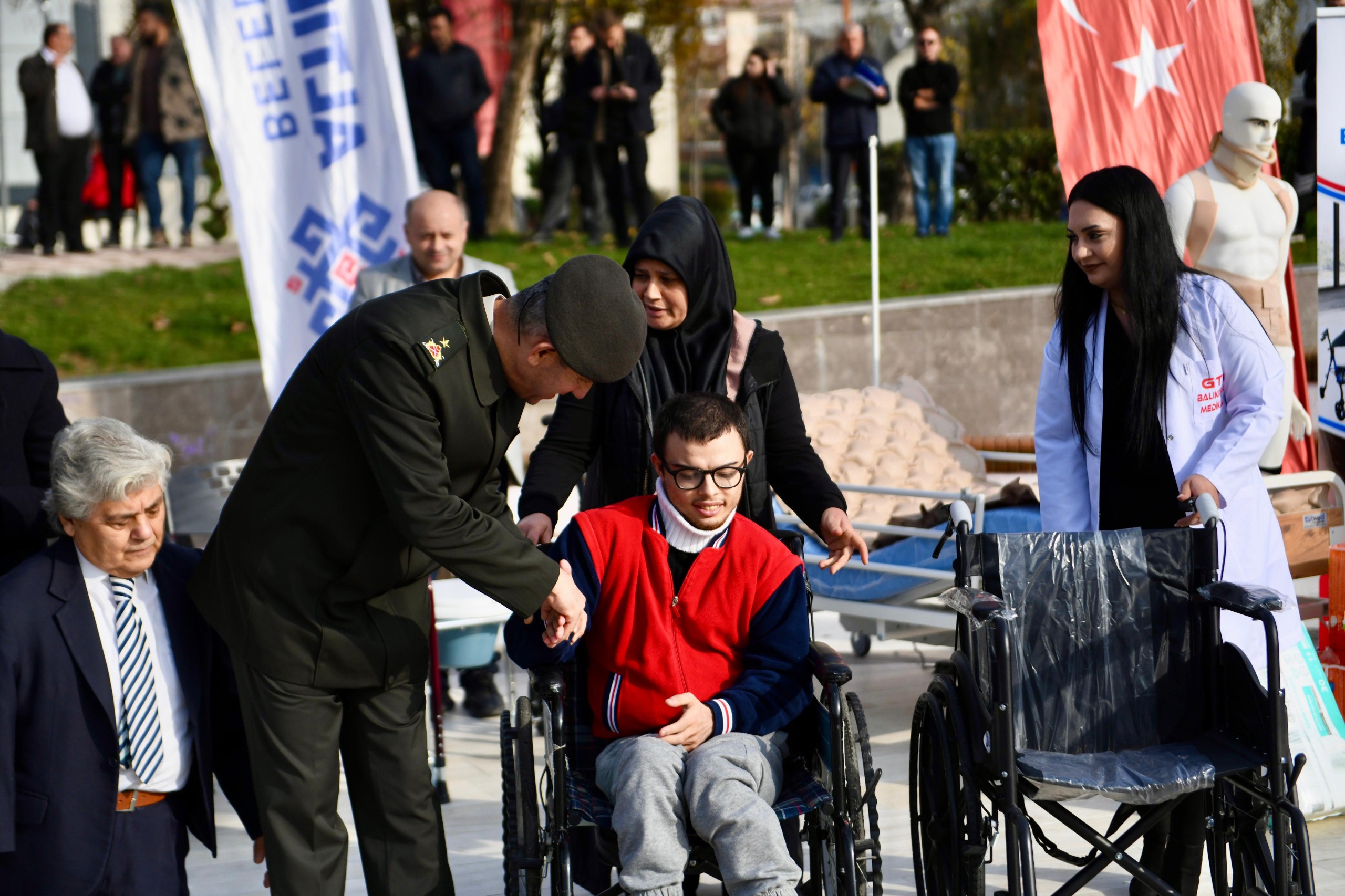 1-8 ALTIEYLÜL’DE ENGELLER BİRLİKTE AŞILIYOR*