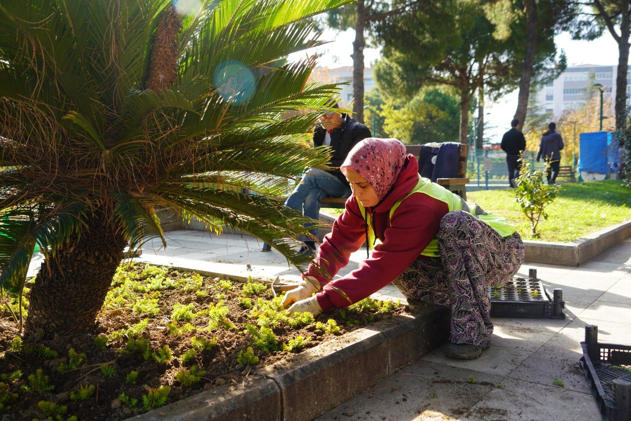 Park-ve-Yesil-Alanlari-Ile-Nefes-Alan-Edremit-5 PARK VE YEŞİL ALANLARI İLE NEFES ALAN EDREMİT..