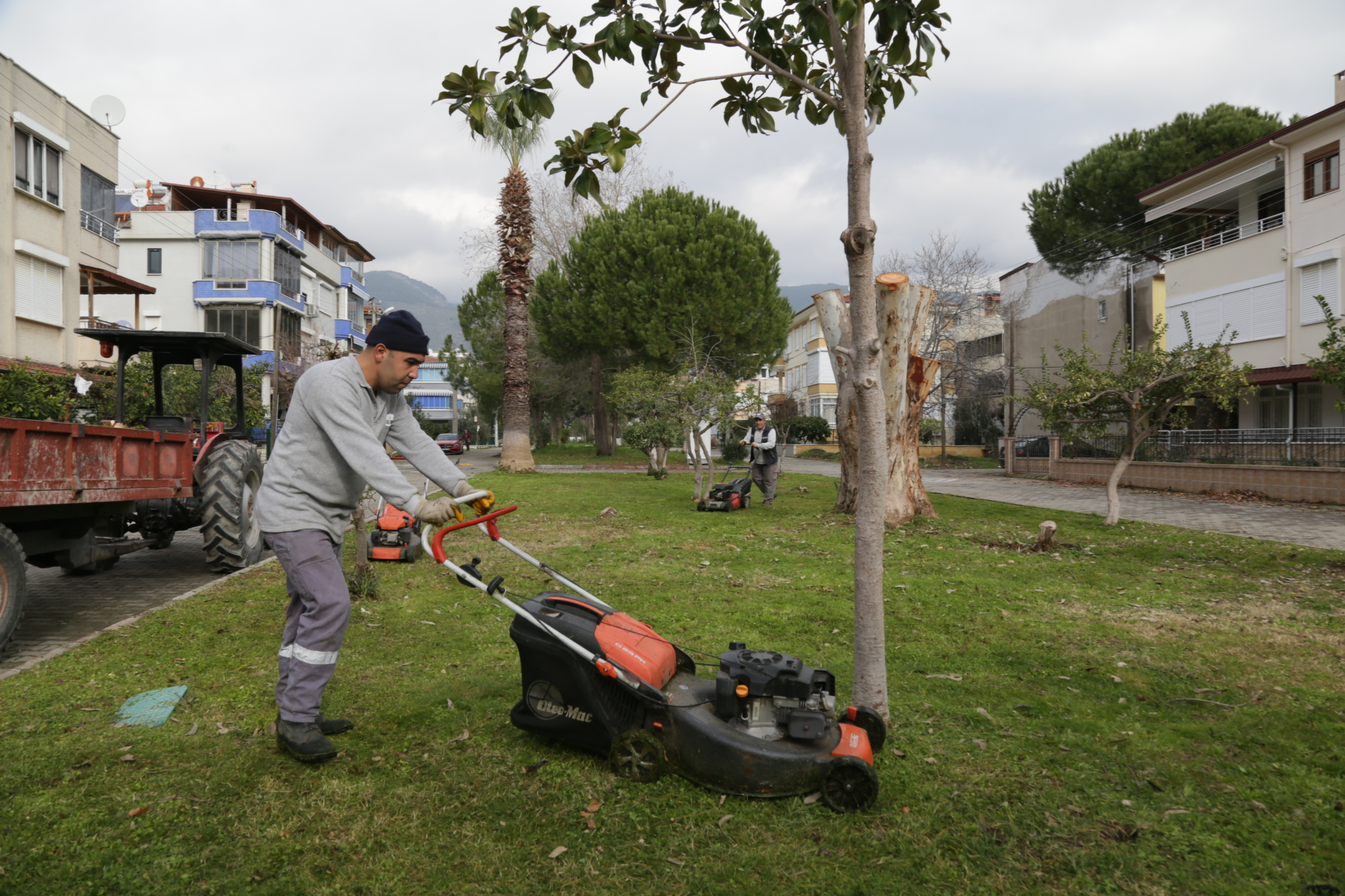 Park-ve-Yesil-Alanlari-Ile-Nefes-Alan-Edremit-7 PARK VE YEŞİL ALANLARI İLE NEFES ALAN EDREMİT..