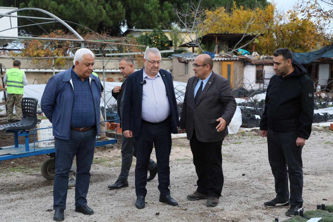 photo_01-14 -	Edremit Belediyesi’nden “Küresel Isınma ve Kuraklıkla Mücadele Programı”