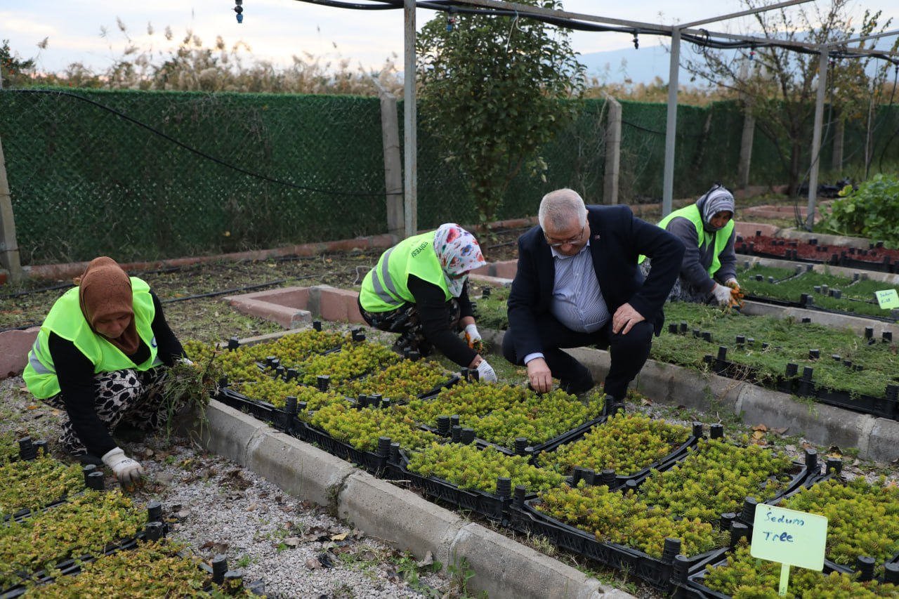 –	Edremit Belediyesi’nden “Küresel Isınma ve Kuraklıkla Mücadele Programı”