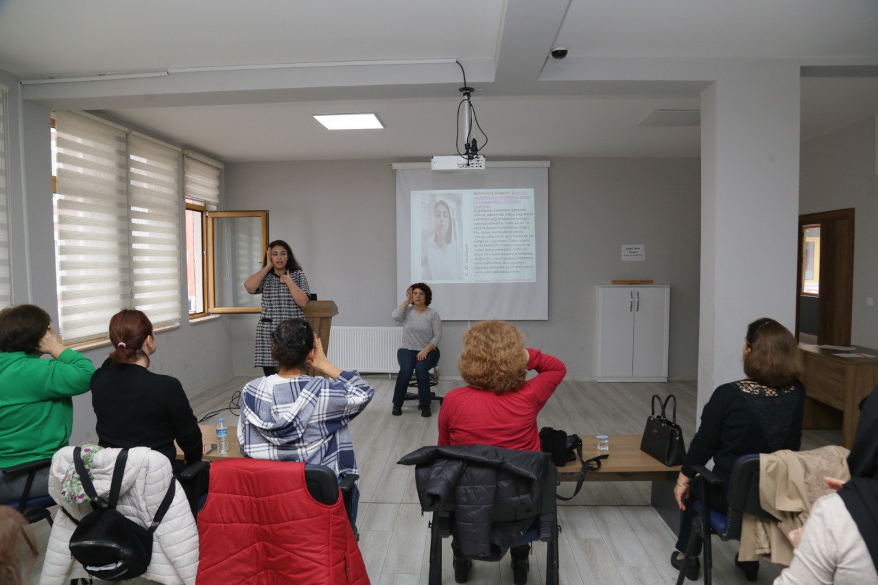 photo_2025-12-09_16-52-30 ATATÜRK GENÇLİK MERKEZİ'NDE DOLU DOLU KURS SEZONU