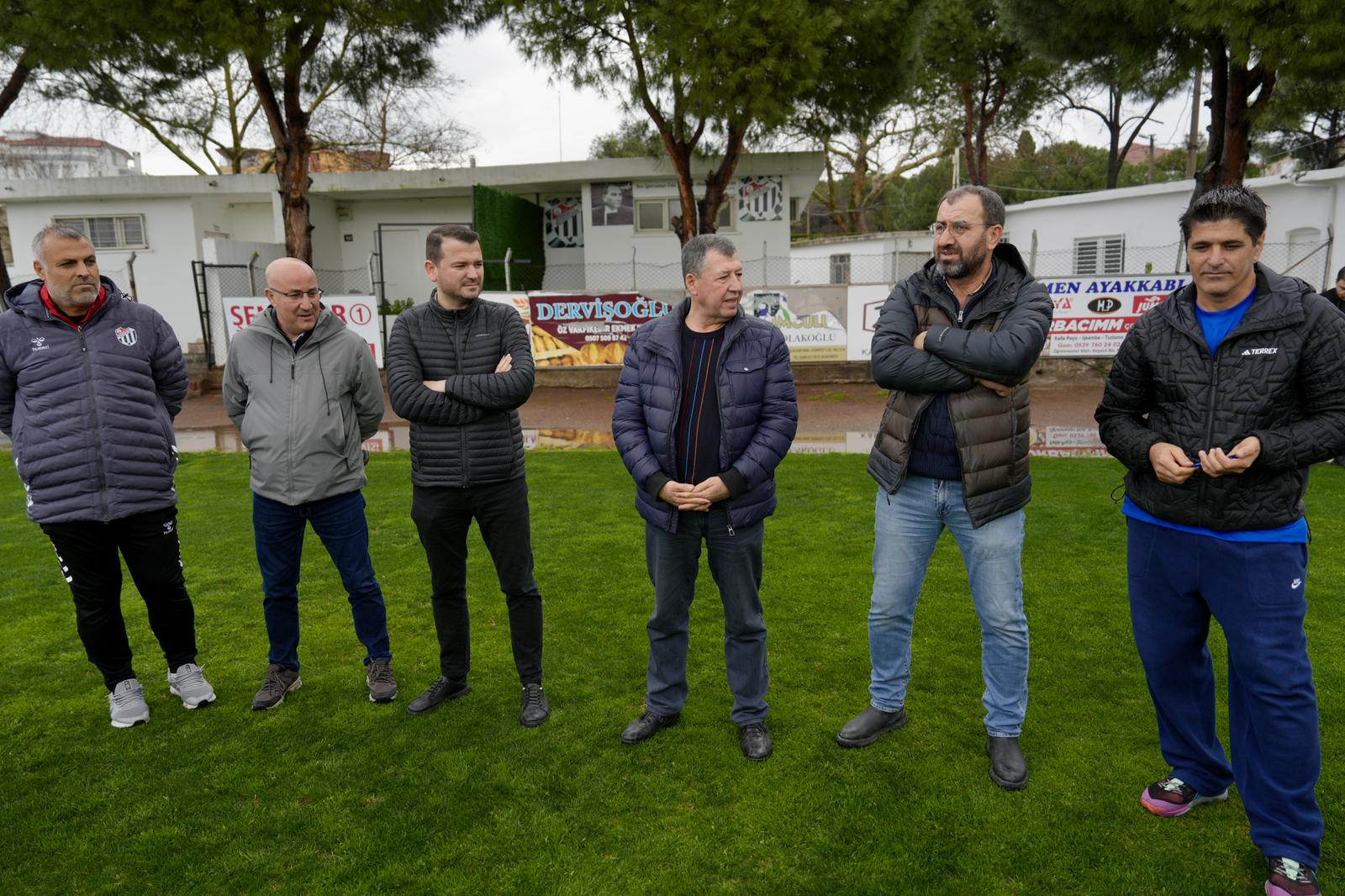 12 BURHANİYE BELEDİYESPOR'A MORAL ZİYARETLERİ GERÇEKLEŞTİ