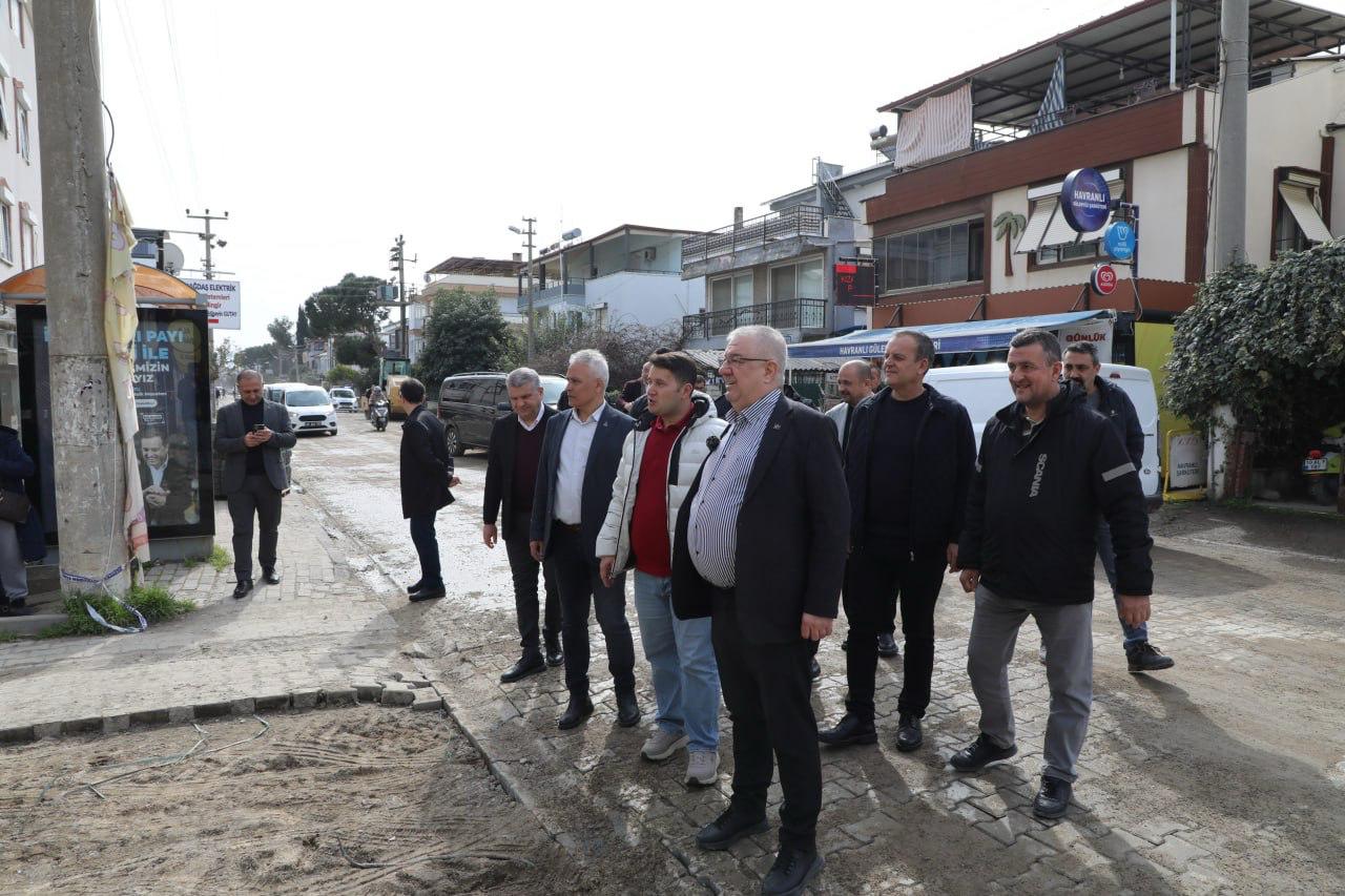 17 EDREMİT’TE HİZMET SEFERBERLİĞİ