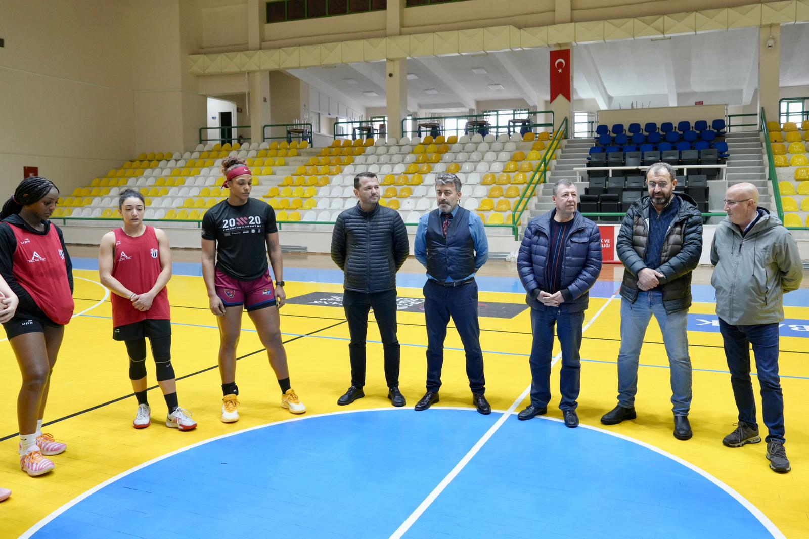 5 BURHANİYE BELEDİYESPOR'A MORAL ZİYARETLERİ GERÇEKLEŞTİ