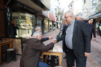 8-346x231 EDREMİT’TE HİZMET SEFERBERLİĞİ