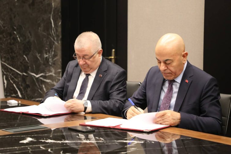 aeaf51cd-432c-4895-a515-0b398489ce27-1-755x503 Sağlıkta güçlü adım: Edremit’e 6 yeni ASM ve 1 sosyal tesis