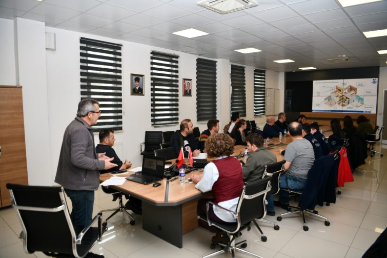 balikesir_buyuksehir_belediyesi_afetlere_karsi_direncli_balikesir_icin_egitmenler_yetistir_8-755x503 Balıkesir Büyükşehir Belediyesi, Afetlere Karşı Dirençli Balıkesir İçin Eğitmenler Yetiştiriyor