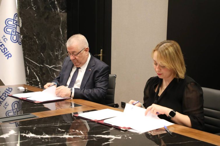 fff933d9-17fe-47ab-b982-8ad4fd74eee4-755x503 Sağlıkta güçlü adım: Edremit’e 6 yeni ASM ve 1 sosyal tesis