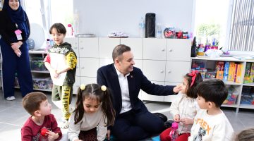 Akın’dan Kuvayımilliye Balçocuk Gündüz Bakımevi’ne ziyaret