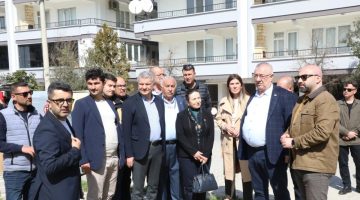 Edremit Belediyesi’den Narlı’dan Bostancı’ya saha mesaisi