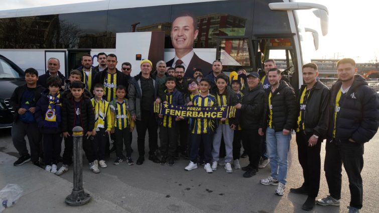 sindirgili_depremzede_genclere_baskan_akindan_destek_2_medium-755x424 Sındırgılı depremzede gençlere Başkan Akın’dan destek