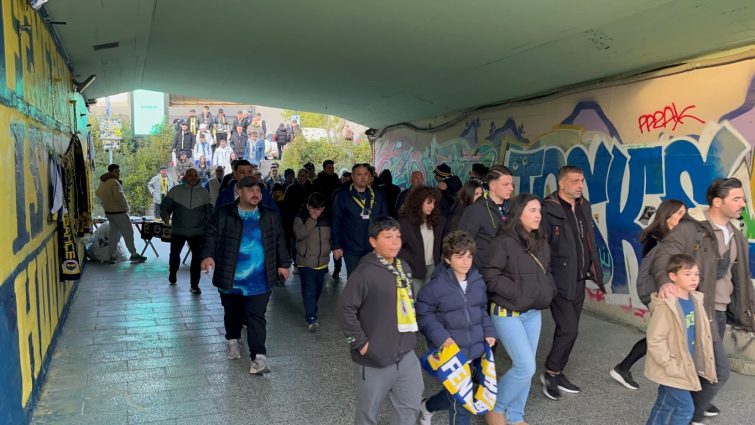 sindirgili_depremzede_genclere_baskan_akindan_destek_3_medium-755x425 Sındırgılı depremzede gençlere Başkan Akın’dan destek