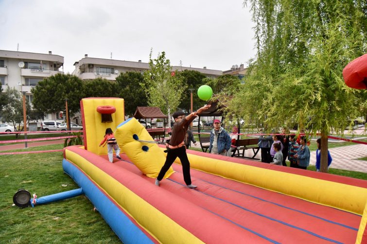 1-6-755x503 BAYRAMIN COŞKUSU ALTIEYLÜL’DE YAŞANACAK