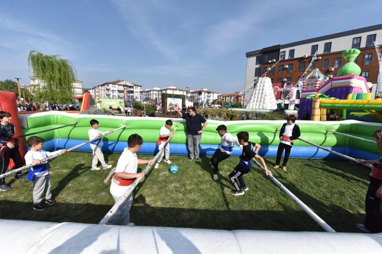 1-8-755x503 BAYRAMIN COŞKUSU ALTIEYLÜL’DE YAŞANACAK