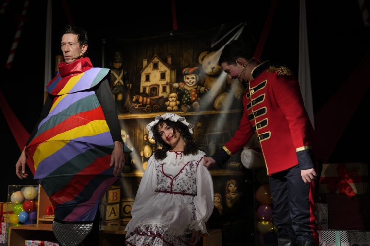 5-755x503 BURHANİYE’DE 23 NİSAN RUHUNA YAKIŞIR KUTLAMA