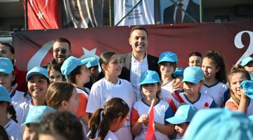 Akın: “23 Nisan; bağımsızlığımızın, birliğimizin ve sarsılmaz inancımızın tüm dünyaya ilanıdır”