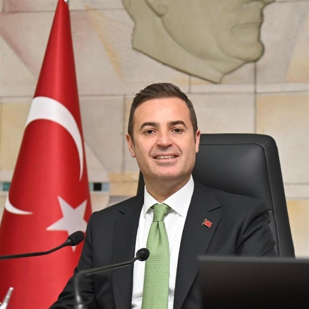 Baskan akindan vakiflar haftasi mesaji