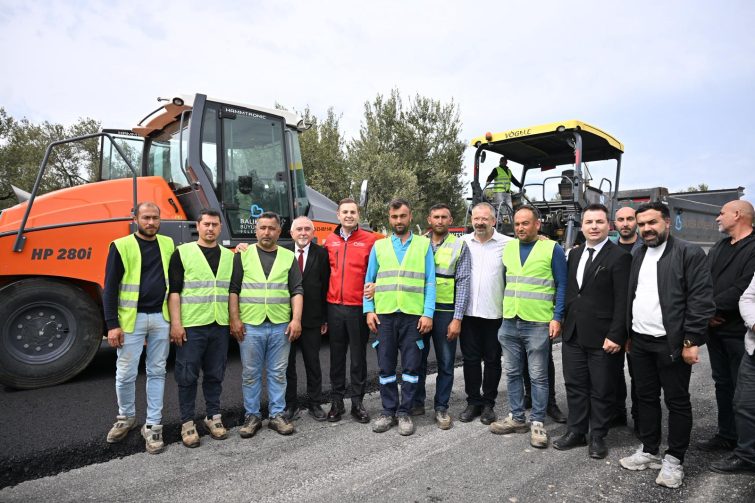 buyuksehir_yaz_kis_demeden_yol_calismalarina_devam_ediyor_5-755x503 BÜYÜKŞEHİR YAZ KIŞ DEMEDEN YOL ÇALIŞMALARINA DEVAM EDİYOR