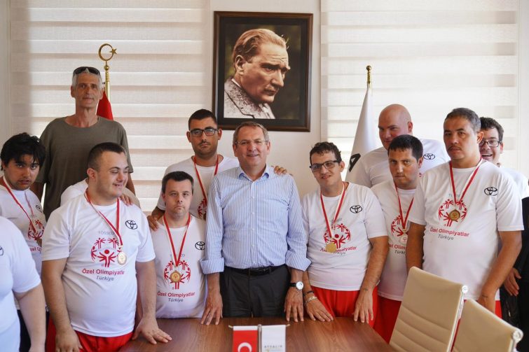 06-1-755x503 Ayvalıklı Özel Sporculardan Gururlandıran Başarı