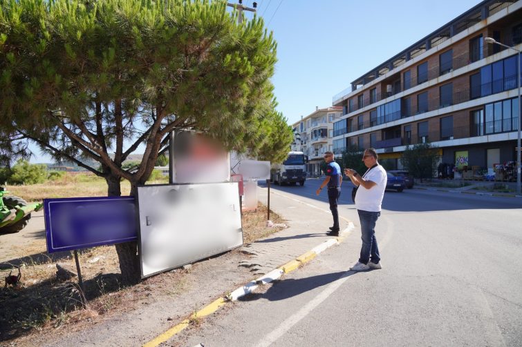 08-755x503 Görüntü Kirliliği Yaratan Tabela ve Reklam Panolarına İzin Yok!