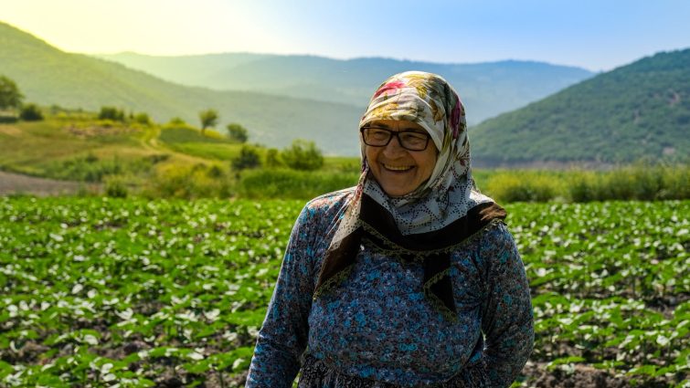4-755x425 ALTIEYLÜL’DE KIRSAL ULAŞIM AĞI GÜÇLENİYOR