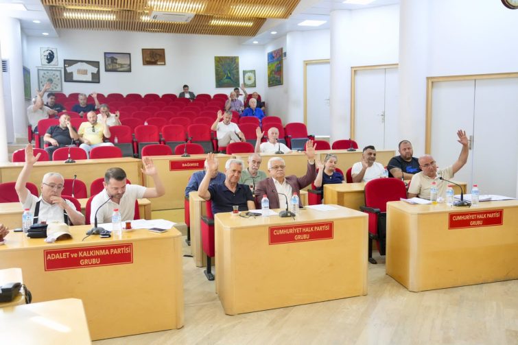 4-755x503 BURHANİYE BELEDİYESPOR’DA YENİ DÖNEM BAŞLADI