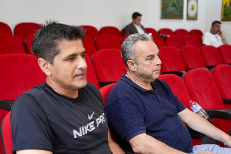 9-755x503 BURHANİYE BELEDİYESPOR’DA YENİ DÖNEM BAŞLADI