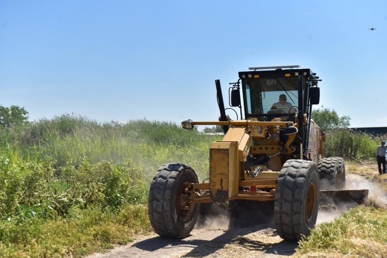 9-755x504 ALTIEYLÜL’DE KIRSAL ULAŞIM AĞI GÜÇLENİYOR