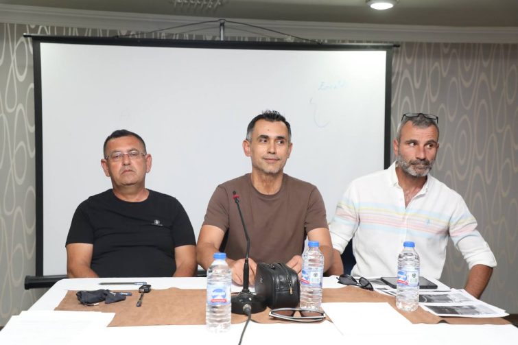 photo_2026-06-16_11-32-27-755x503 Ferhatoğlu Edremit Belediyesi Gürespor’da Başkan Serdar Akgül güven tazeledi