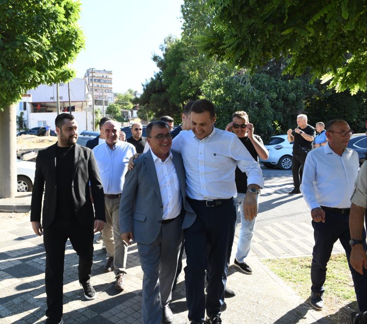 1-14-755x666 AÇIK HAVA NİKAH SALONU ALTIEYLÜL’E ÇOK YAKIŞTI