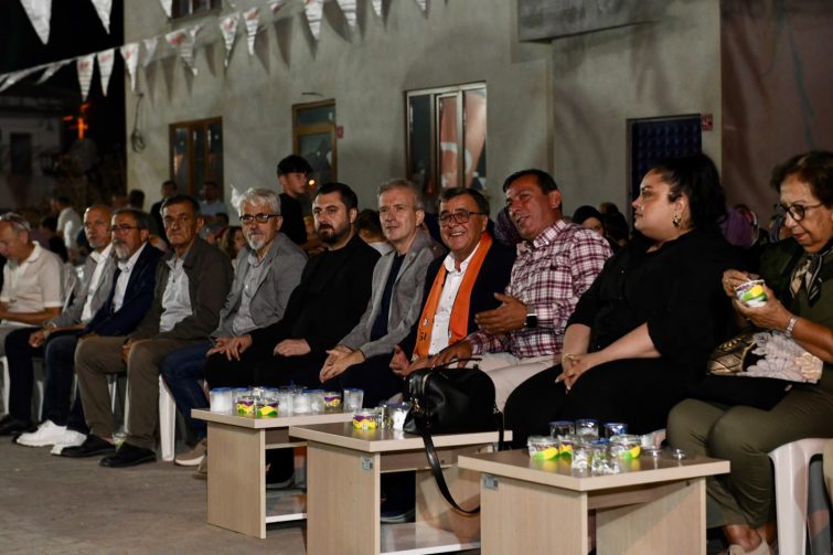 1-8-755x503 ALTIEYLÜL’DE YAZ COŞKUSUNUN İKİNCİ DURAĞI YAKUPKÖY OLDU