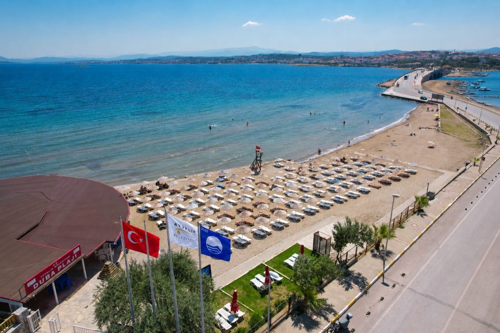 Lale Adası Duba Plajı