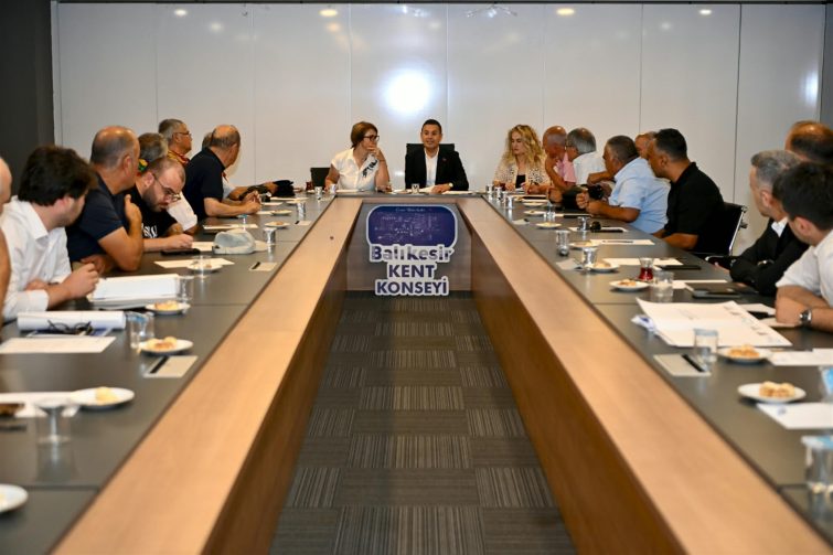 akin_stk_yerleskesi_icin_dugmeye_basti_2-755x503 Akın, STK Yerleşkesi için düğmeye bastı