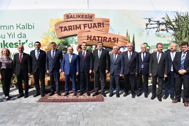 3.Balikesir-Tarim-ve-Hayvancilik-Fuari-kapilarini-acti-12-755x503 3.Balıkesir Tarım ve Hayvancılık Fuarı kapılarını açtı