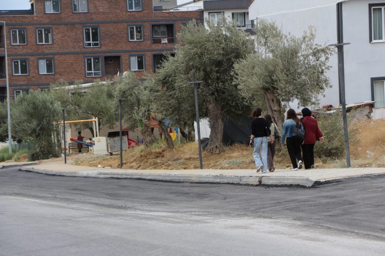 5879734538475343865-755x503 Edremit’te öğrencilerin ulaşımını kolaylaştıran çalışma