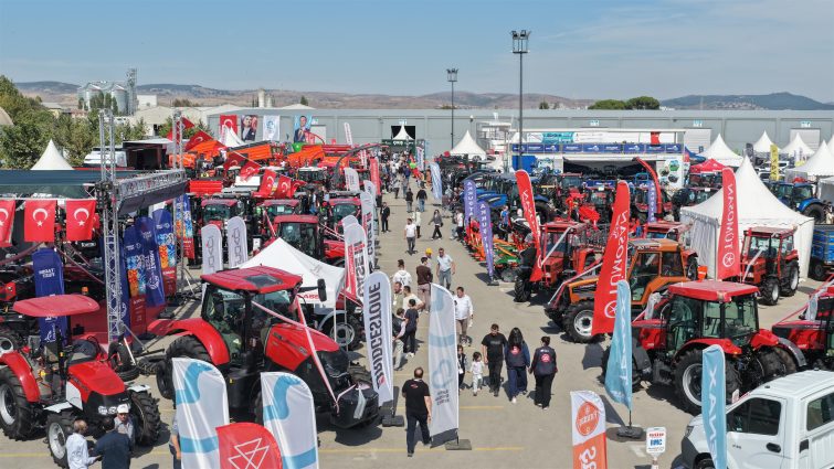 tarim_ve_hayvancilik_fuari_sehrin_uretim_gucunu_dunyaya_tanitti_12-755x425 Tarım ve Hayvancılık Fuarı Şehrin Üretim Gücünü Dünyaya Tanıttı