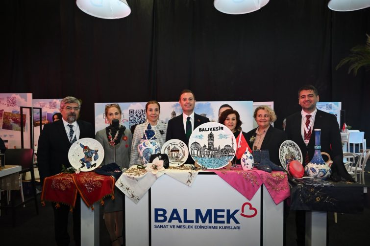 akin_balikesirimizin_adini_uluslararasi_turizmde_hak_ettigi_noktaya_tasiyoruz_4-755x503 Akın: “Balıkesir’imizin adını uluslararası turizmde hak ettiği noktaya taşıyoruz”