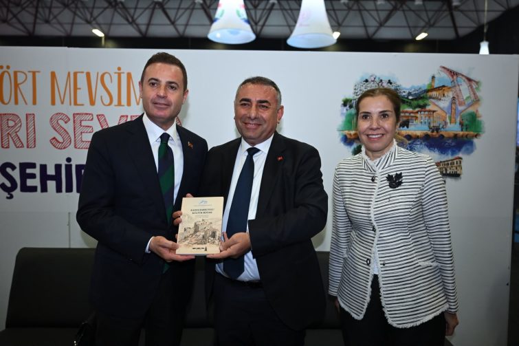 akin_balikesirimizin_adini_uluslararasi_turizmde_hak_ettigi_noktaya_tasiyoruz_9-755x503 Akın: “Balıkesir’imizin adını uluslararası turizmde hak ettiği noktaya taşıyoruz”